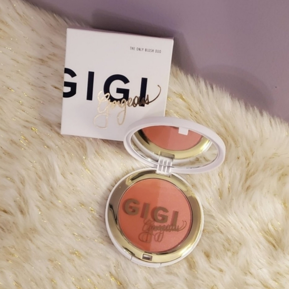 ⭐️ GIGI GORGEOUS -- The Only Blush Duo